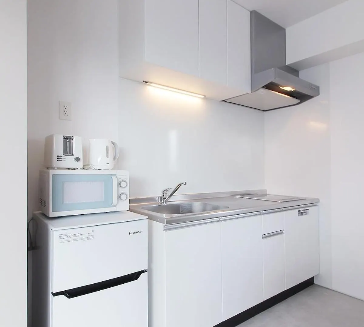 Bhotel Heiwaodori 401 - Brand New Apt Famous Hiroshima Dori 6Ppl 0*,  Japan